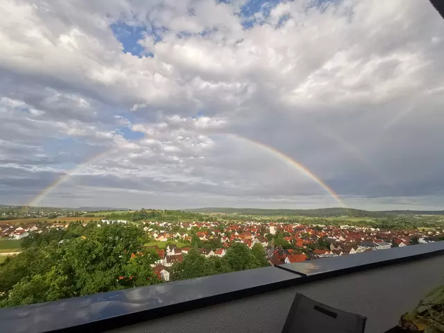 134_Doppelter Regenbogen über Ellmendingen